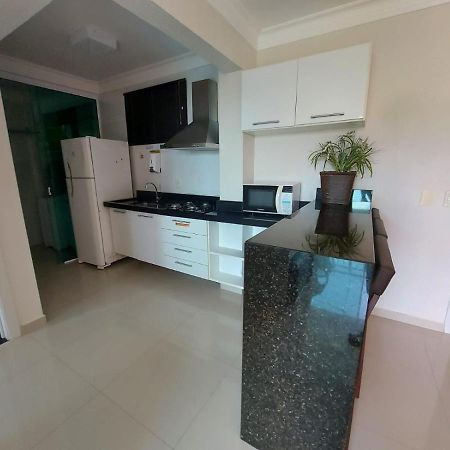 Apartamento em condomínio em Bombinhas Exterior foto